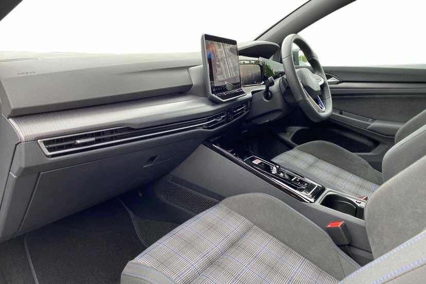 Volkswagen e-Golf 1.5 Tsi Ehybrid 19.7Kwh Gte Hatchback P Grey #2