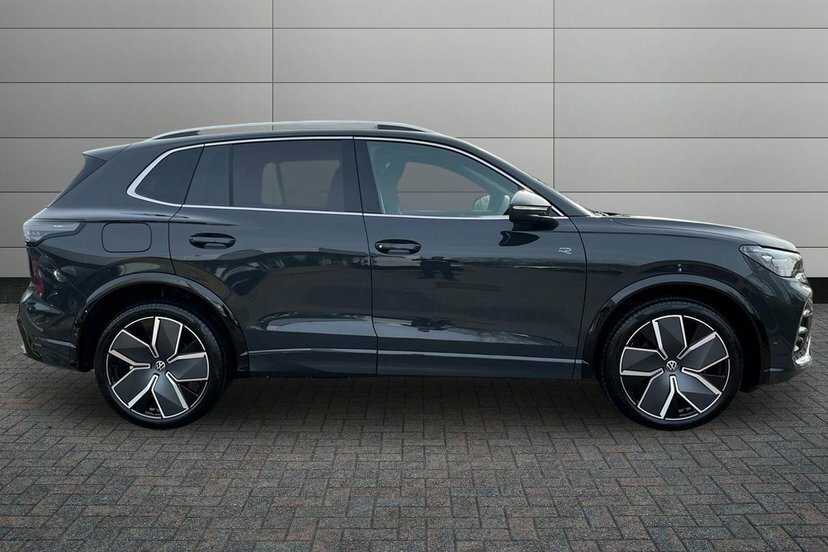 Volkswagen Tiguan 1.5 Etsi Mhev R-line Suv Hybrid Dsg 15 GF75LNW Grey #4