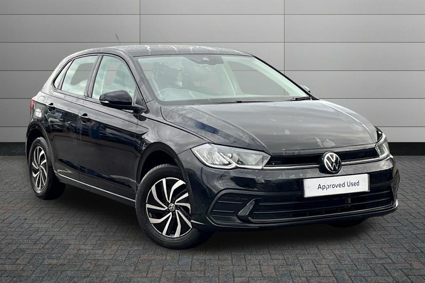 Volkswagen Polo 1.0 Evo Life Hatchback 80 Ps Black