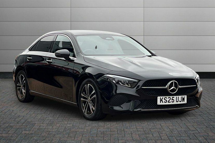 Mercedes-Benz A Class 1.3 A200h Mhev Sport Executive Saloon Black