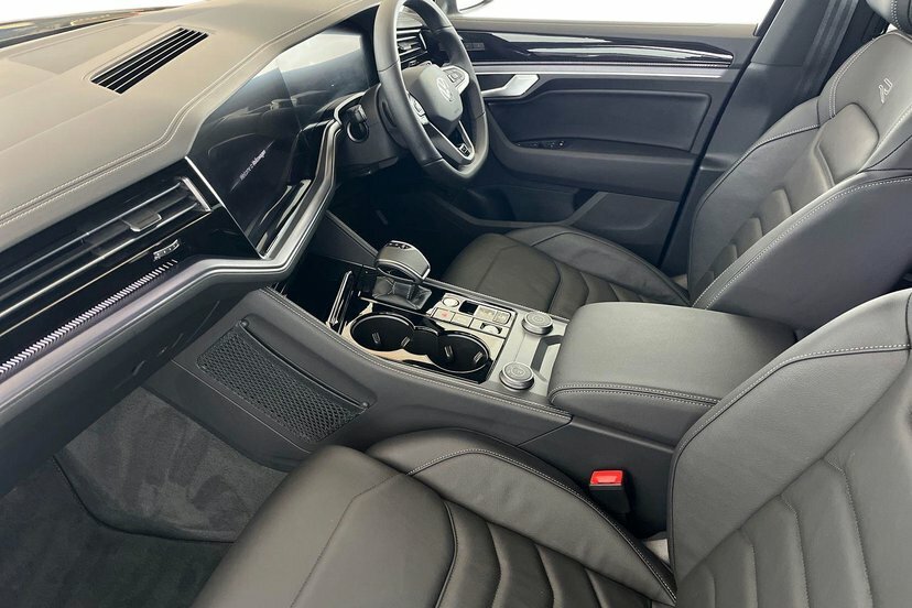 Volkswagen Touareg 3.0 Tdi V6 Black Edition Suv Tiptronic AO75EGF Black #3