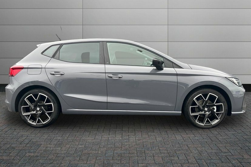 Seat Ibiza 1.0 Tsi Fr First Edition Hatchback Manu AX75JLO Black #4