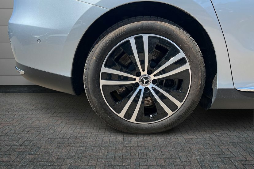 Mercedes-Benz EQE Eqe 350 96Kwh Sport Edition Saloon AO75DXT Silver #4