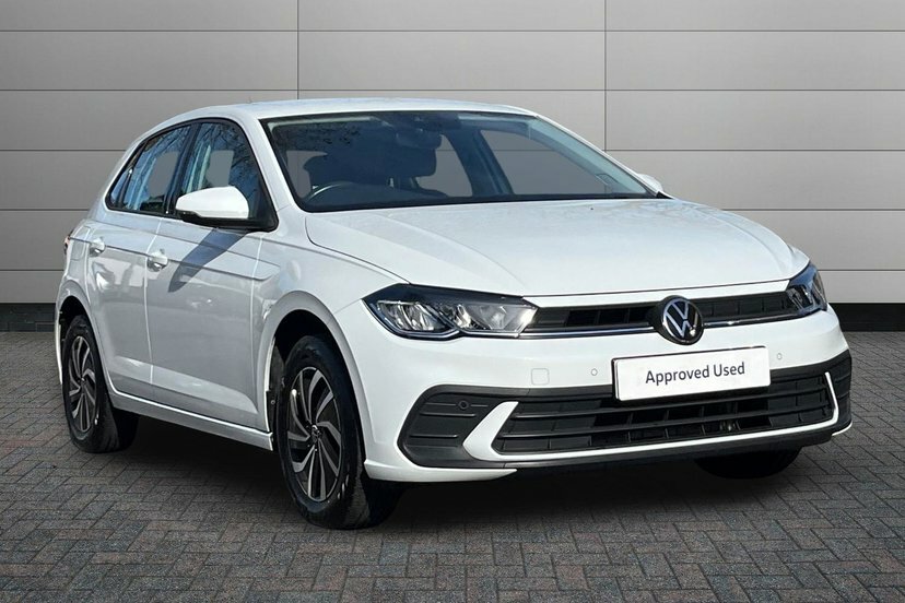 Volkswagen Polo 1.0 Tsi Life Hatchback 95 Ps LX23WNN White #2