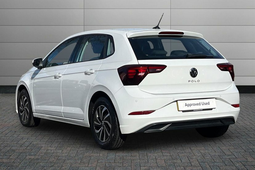 Volkswagen Polo 1.0 Tsi Life Hatchback 95 Ps LX23WNN White #6