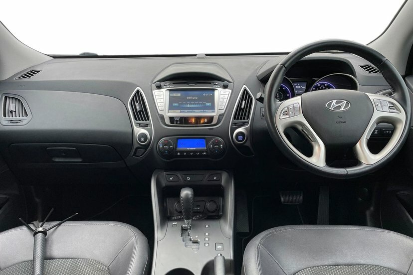 Hyundai Ix35 2.0 Crdi Premium Suv 4Wd Euro 5 1 Black #6