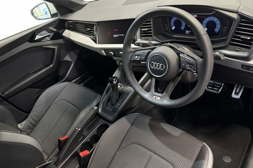 Audi A1 1.5 Tfsi 35 S Line Sportback S Tronic EJ75ZFA White #6