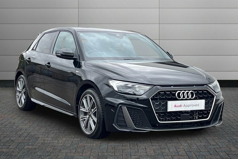 Audi A1 1.0 Tfsi 30 S Line Sportback S Tronic EK75XCJ Black #2