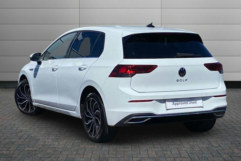 Volkswagen Golf 1.5 Tsi Style Edition Hatchback LS23AOJ White #3