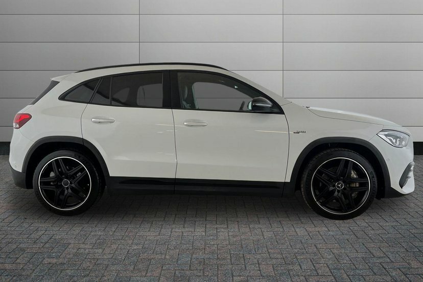 Mercedes-Benz GLA Class 2.0 Gla35 Amg Premium Suv 8G-dct 4Mat White #6