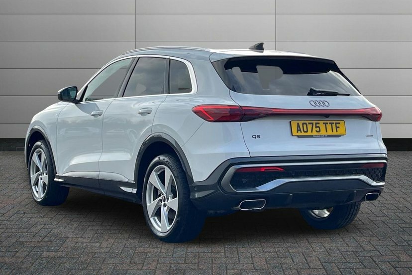 Audi Q5 2.0 Tfsi S Line Suv S Tronic Quattro 2 AO75TTF White #3