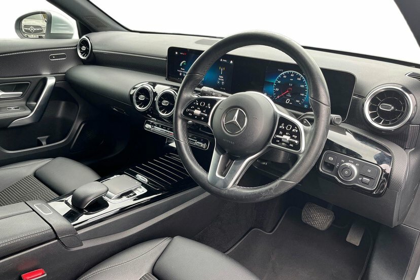 Mercedes-Benz A Class A180d Sport Executive Hatchback GV68HHX Silver #5