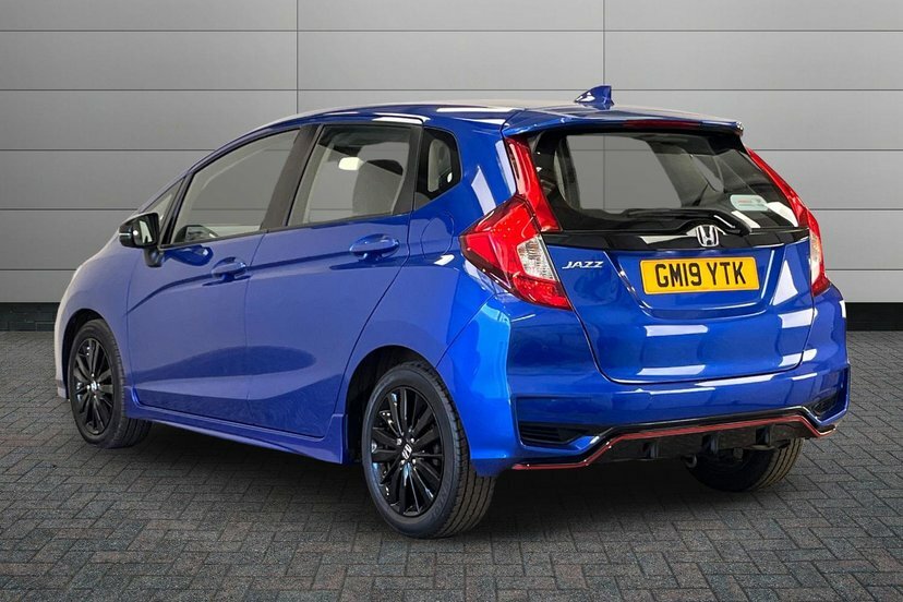 Honda Jazz 1.5 I-vtec Sport Navi Cvt GM19YTK Blue #5