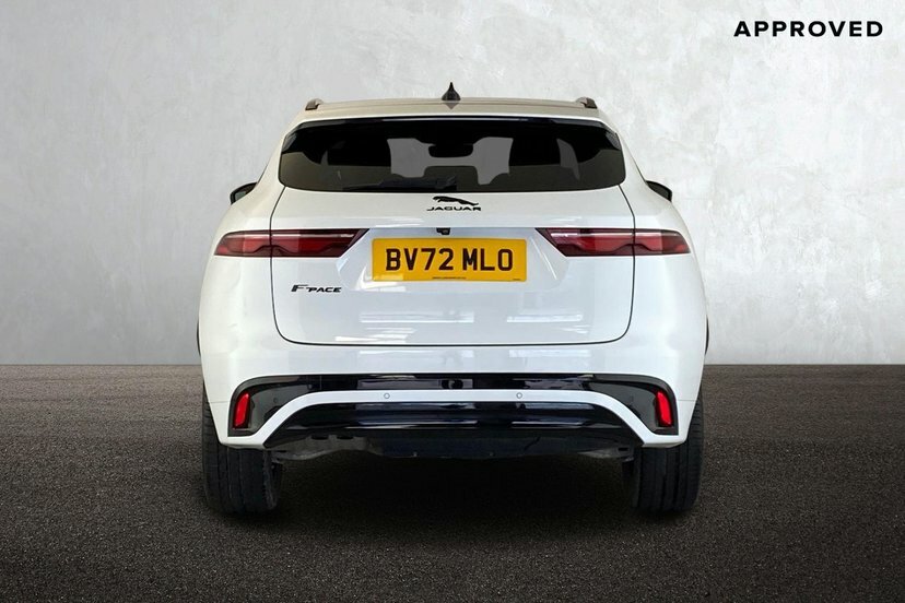 Jaguar F-Pace 2.0 D200 Mhev R-dynamic Black Suv BV72MLO White #6