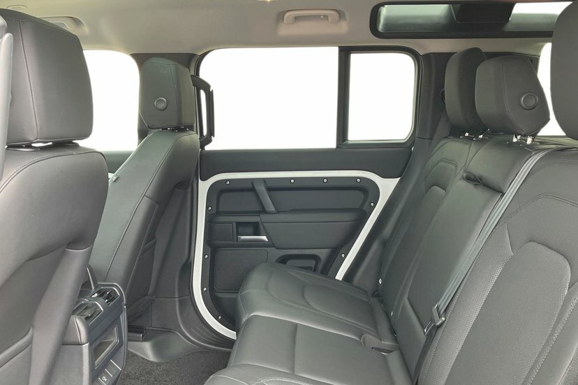 Land Rover Defender 110 3.0 D250 Mhev S Suv 4Wd 250 Ps HG74GZP White #4