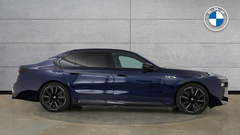 BMW 7 Series M760e Xdrive Blue #5