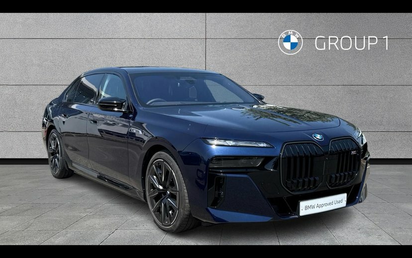BMW 7 Series M760e Xdrive Blue