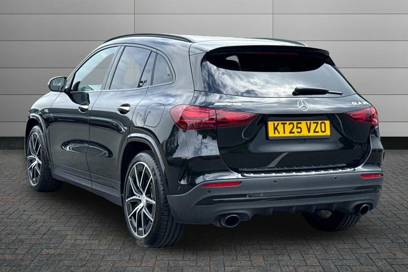Mercedes-Benz GLA Class Gla35 Amg Premium Black #4