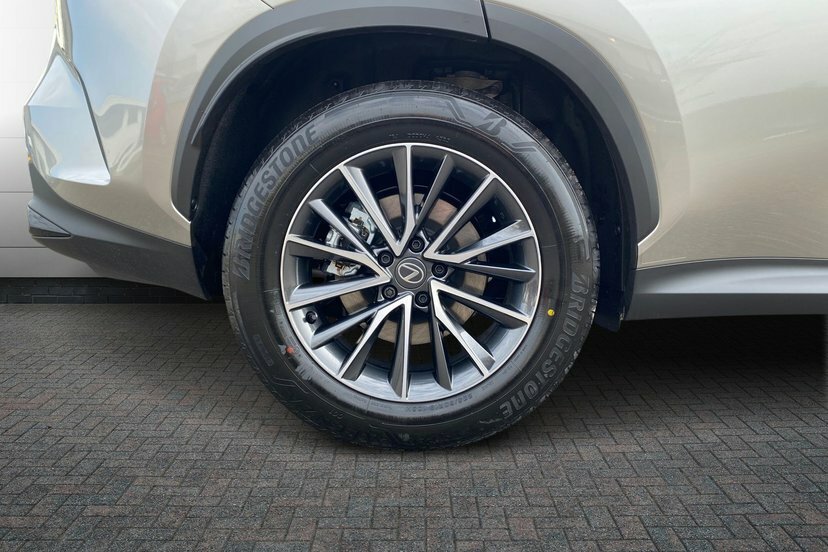 Lexus NX 2.5 350H Premium Suv Hybrid E-cvt 4Wd RK26VTD Silver #5