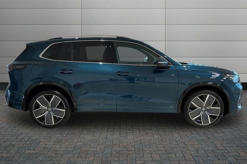 Volkswagen Tiguan 1.5 Etsi Mhev R-line Suv Hybrid Dsg 15 EX26ADV Blue #4