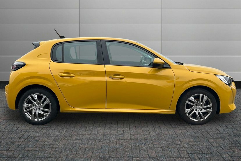 Peugeot 208 1.2 Puretech Active Hatchback 7 DE20SXL Yellow #4