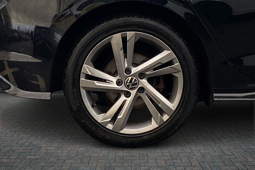 Volkswagen Golf 2.0 Tdi R-line Hatchback Dsg 150 Ps BD24NXX Black #5