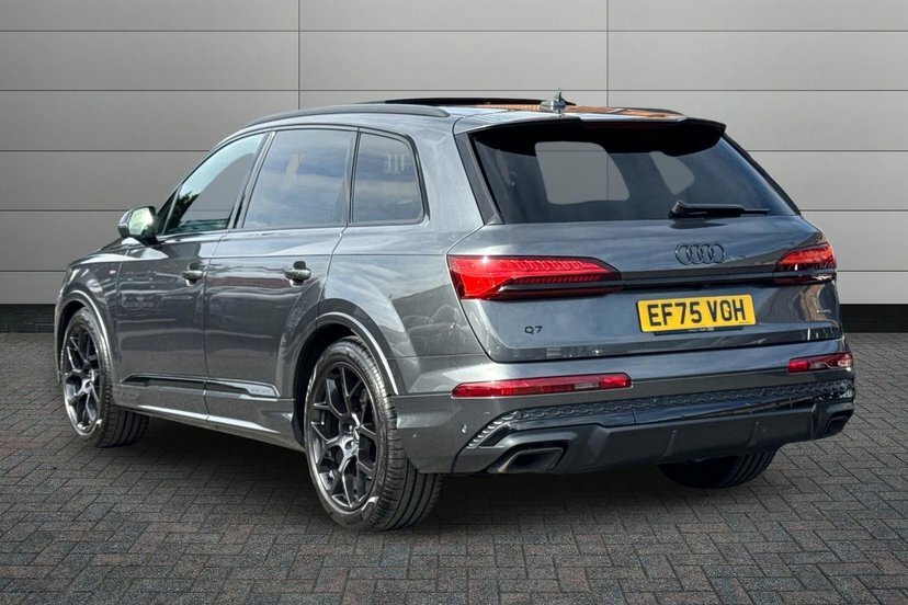 Audi Q7 3.0 Tdi V6 Black Edition Suv Tiptronic EF75VOH Grey #3