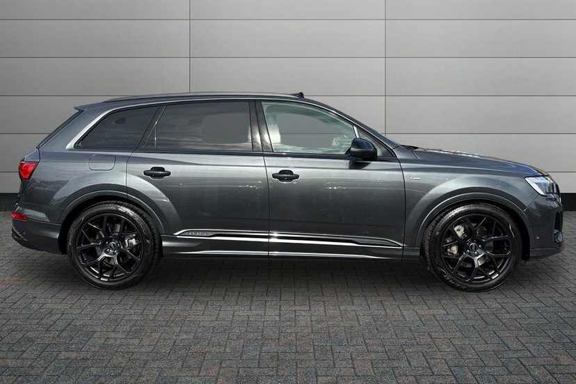 Audi Q7 3.0 Tdi V6 Black Edition Suv Tiptronic EF75VOH Grey #4