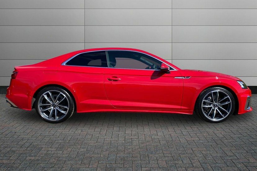 Audi A5 2.0 Tdi 40 S Line Coupe S Tronic Quattr Red #4