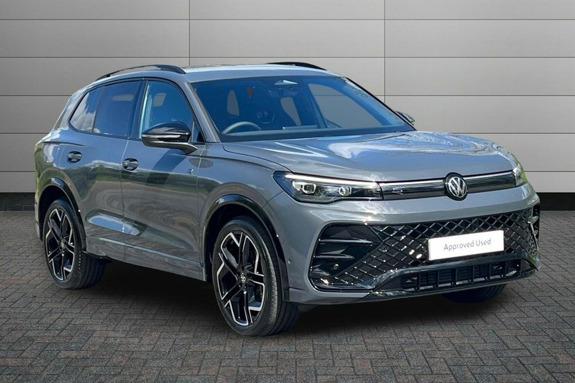 Volkswagen Tiguan 1.5 Etsi Mhev R-line Suv Hybrid Dsg 15 Grey