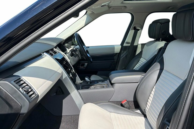 Land Rover Discovery 3.0 D350 Mhev Metropolitan Edition Suv Black #3