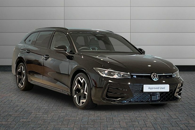 Volkswagen Passat 1.5 Etsi Mhev R-line Estate Hybrid Dsg EK26TVN Black