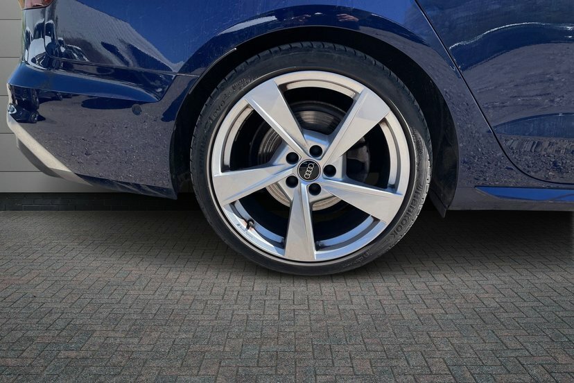 Audi A4 Avant 2.0 Tfsi 40 S Line Estate S Tronic 204 RK24LYC Blue #5