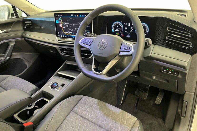 Volkswagen Tiguan 1.5 Etsi Mhev Match Suv Hybrid Dsg 150 AO26OGZ White #6
