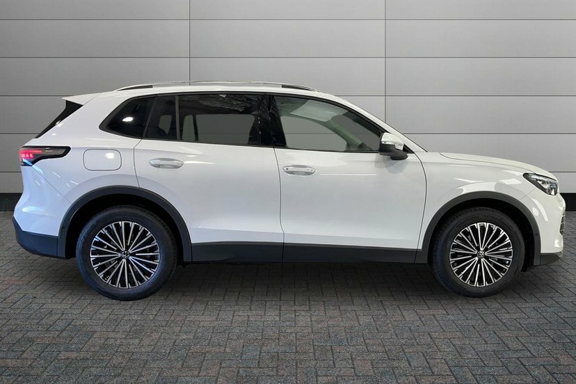 Volkswagen Tiguan 1.5 Etsi Mhev Match Suv Hybrid Dsg 150 AO26OGZ White #4