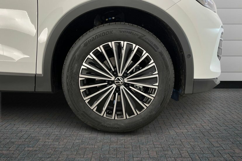 Volkswagen Tiguan 1.5 Etsi Mhev Match Suv Hybrid Dsg 150 AO26OGZ White #5