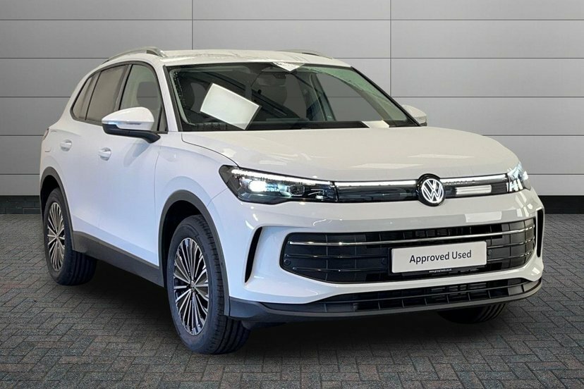 Volkswagen Tiguan 1.5 Etsi Mhev Match Suv Hybrid Dsg 150 White