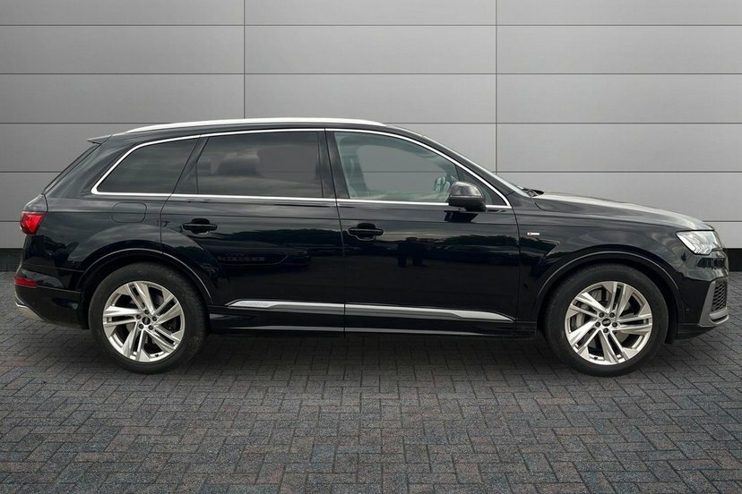 Audi Q7 3.0 Tfsie V6 55 S Line Suv Plug-in Hybr KY21OGJ Black #4