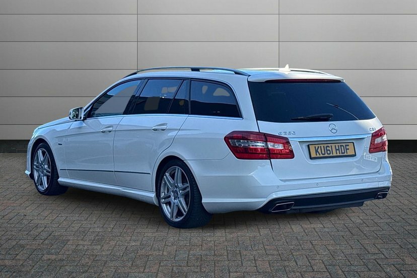 Mercedes-Benz E Class 2.1 E250 Cdi Blueefficiency Sport Edition 125 G-tr KU61HDF White #5
