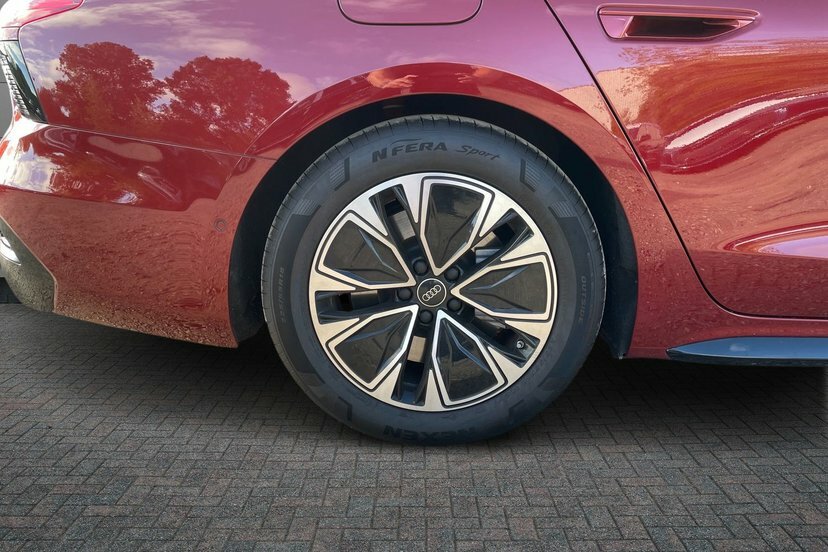 Audi A6 Saloon 2.0 E-hybrid 25.9Kwh S Line Saloon Plug Red #5