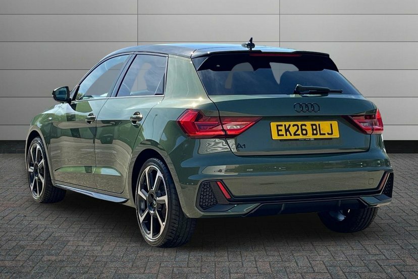 Audi A1 1.0 Tfsi 30 Black Edition Sportback S T EK26BLJ Green #3