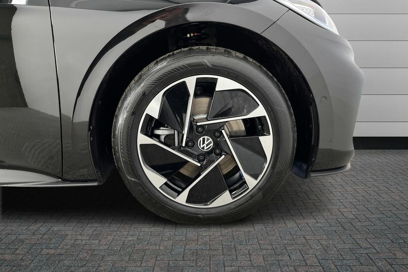 Volkswagen ID.3 Pro 59Kwh Match Hatchback 204 P AU26NYZ Black #5