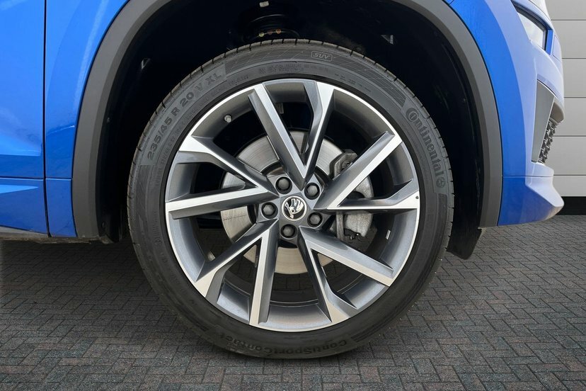 Skoda Kodiaq Sportline 7 Seats 2.0 Tdi 200 Ps 4X4 Dsg GL24WBN Blue #5