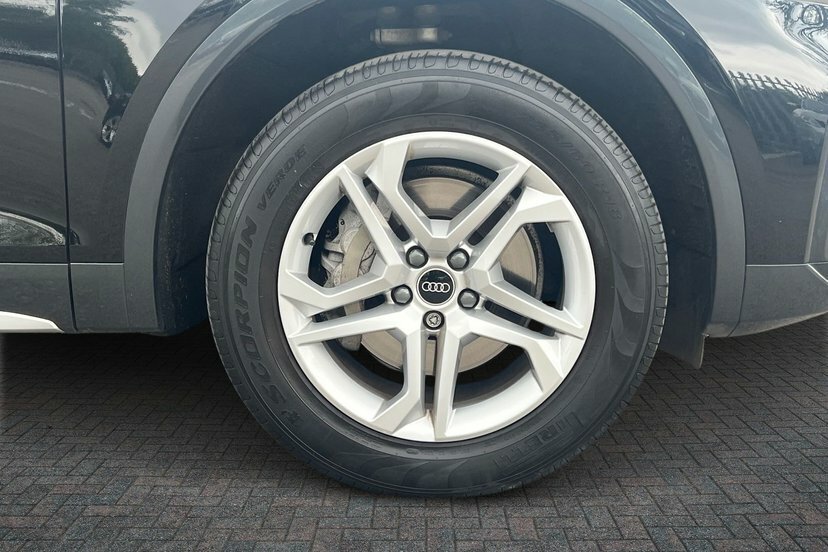 Audi Q5 2.0 Tfsi 45 Sport Suv S Tronic Quattro DF23LZM Black #5