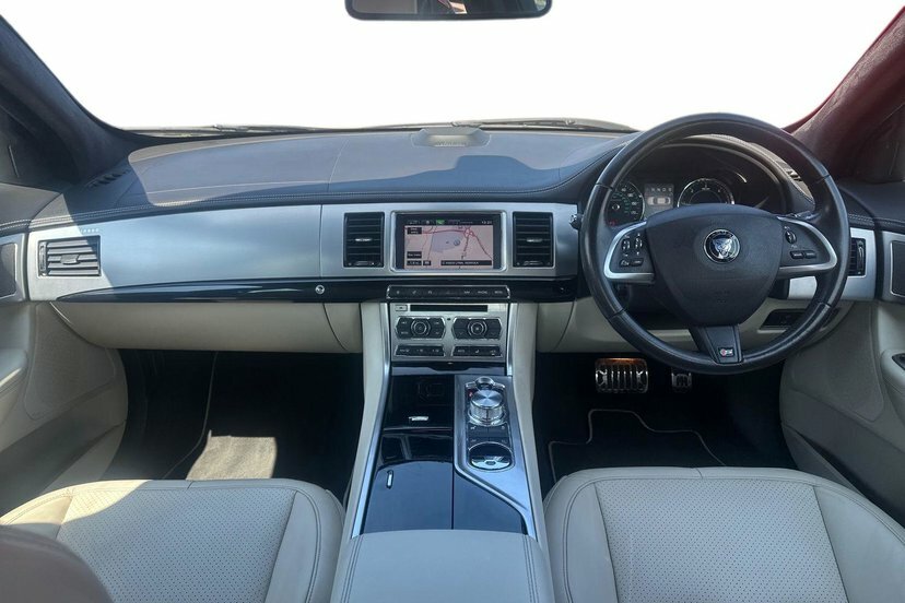 Jaguar XF 3.0D S V6 Portfolio Saloon Euro 5 Grey #6