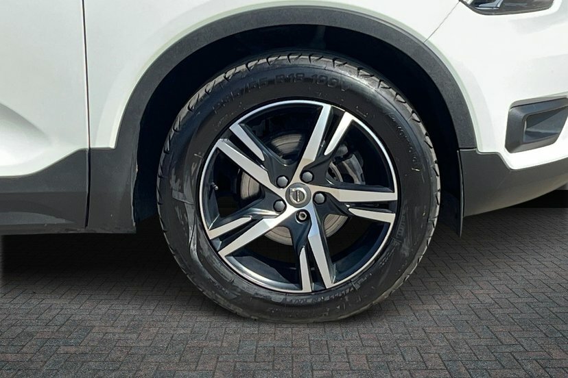 Volvo XC40 1.5 T3 R-design DF21GFV #5