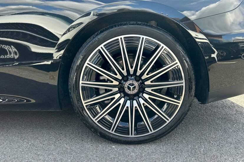 Mercedes-Benz CLE Class 2.0 Cle220dh Mhev Amg Line Premium Plus Cabriole Black #4
