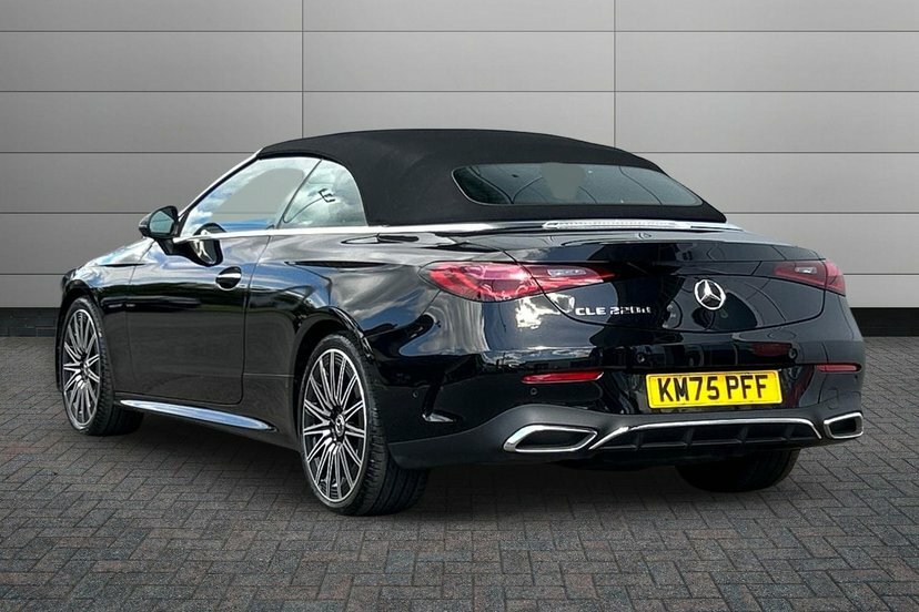 Mercedes-Benz CLE Class 2.0 Cle220dh Mhev Amg Line Premium Plus Cabriole Black #2