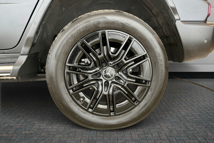Mercedes-Benz G Class G580 Eq 4Wd Amg Line Premium Plus KP25VUM Black #4