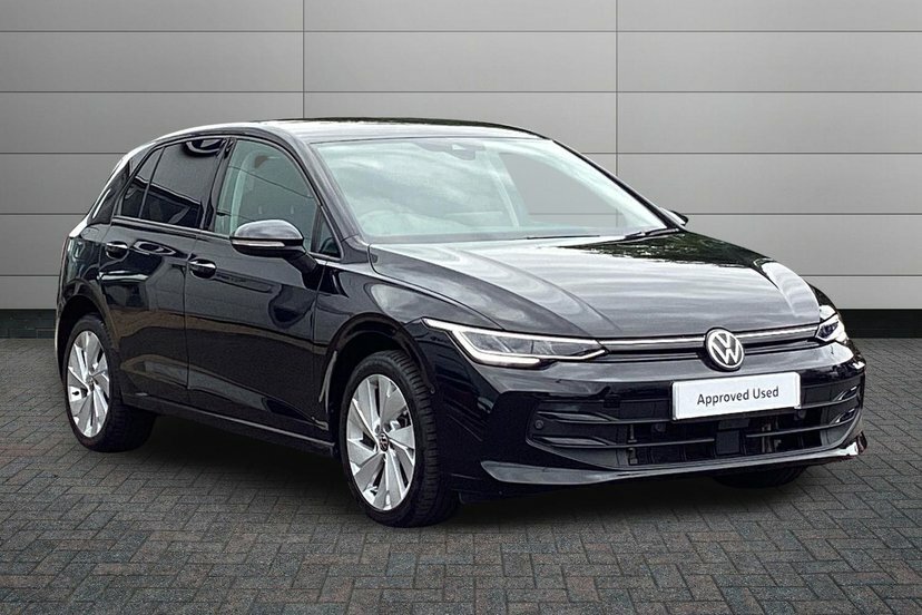 Volkswagen e-Golf 1.5 Tsi Ehybrid 19.7Kwh Match Hatchback Black